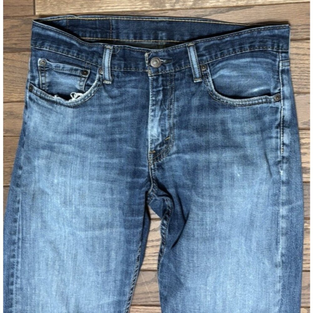 Levi's 514 Jeans Mens 32x32 Blue Slim Straight Distressed Denim Ripped Zip Fly - Picture 4 of 9